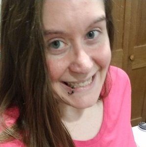 Meet your Posher, Desiree